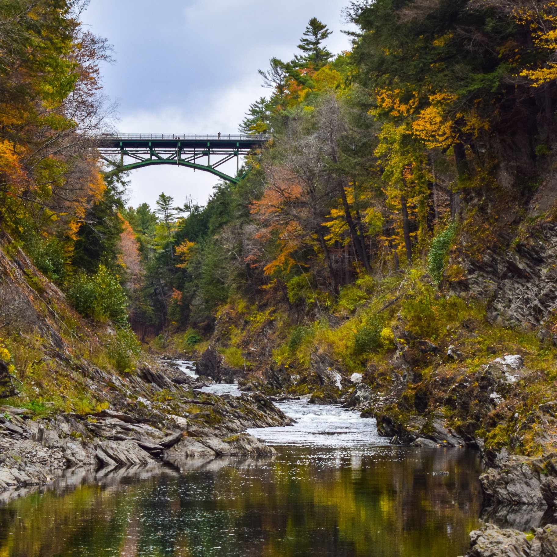 The Quechee Gorge Bridge high over the Ottauquechee River in Quechee State Park in Vermont