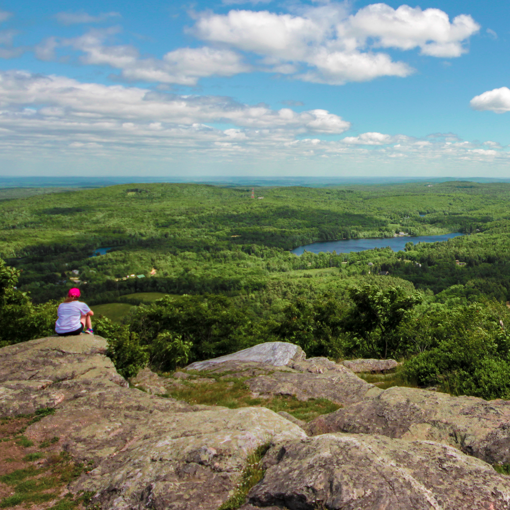9 Best Hikes In Beautiful Massachusetts