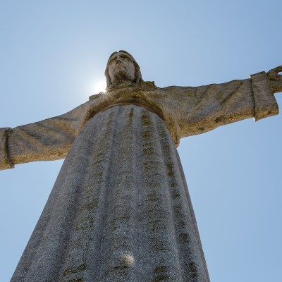 Christo Rei monument