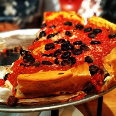 Deep dish pizza at Giordanos, Chicago.