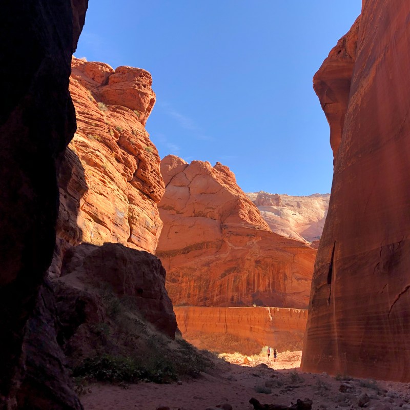 Entering Buckskin Gulch through a rocky alcove.