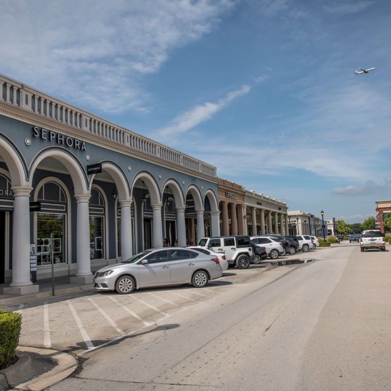 Stores and parking in Southlake Town Square.