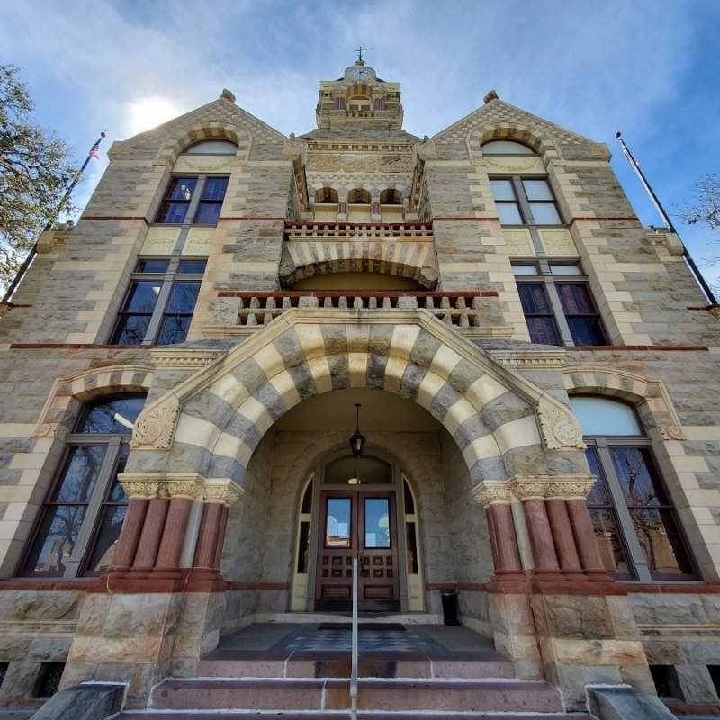 The iconic La Grange Courthouse.