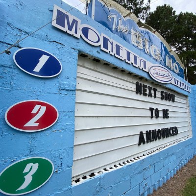 The Big Mo Drive In, Monetta.