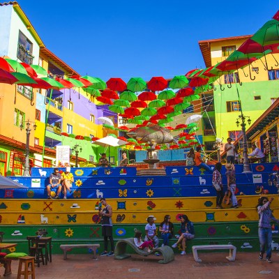 Plaze de Zocalos in Guatapé, Colombia.