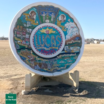 The World's Largest Souvenir Plate