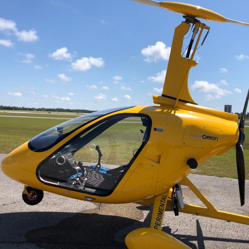 Close-up of a gyroplane.