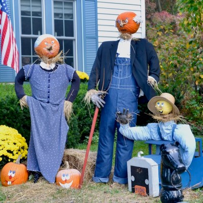 Farmer Scarecrows Branchville Scarecrow Contest