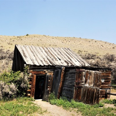 Deserted cabin at Bannack State Park in Dillon, Montana