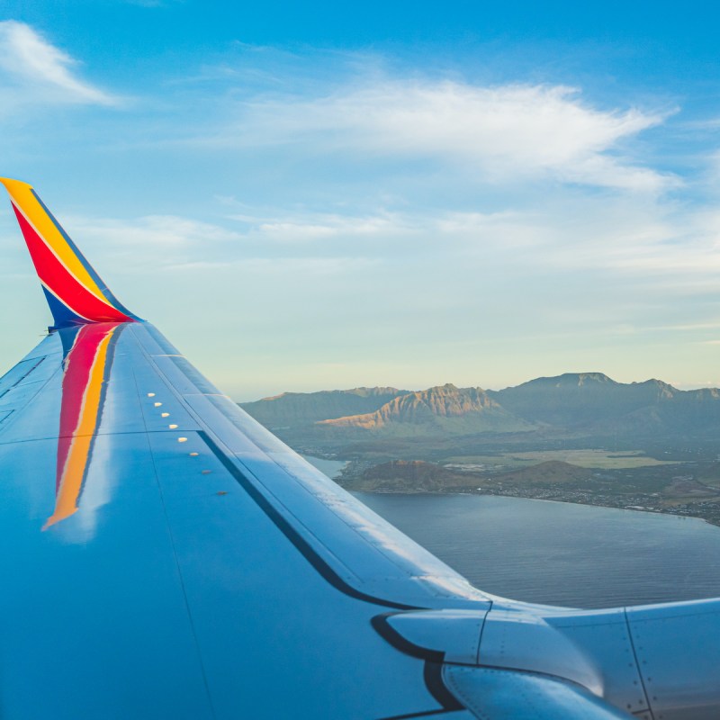 Southwest flight over Oahu, Hawaii