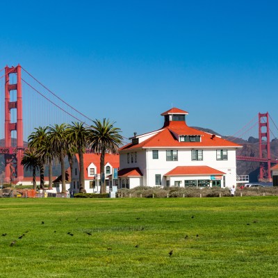 View to the Golden Gate Bridge from Crissy Field Park, San Francisco