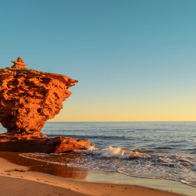 Ocean coast at the sunrise (Thunder Cove, Prince Edward Island, Canada).