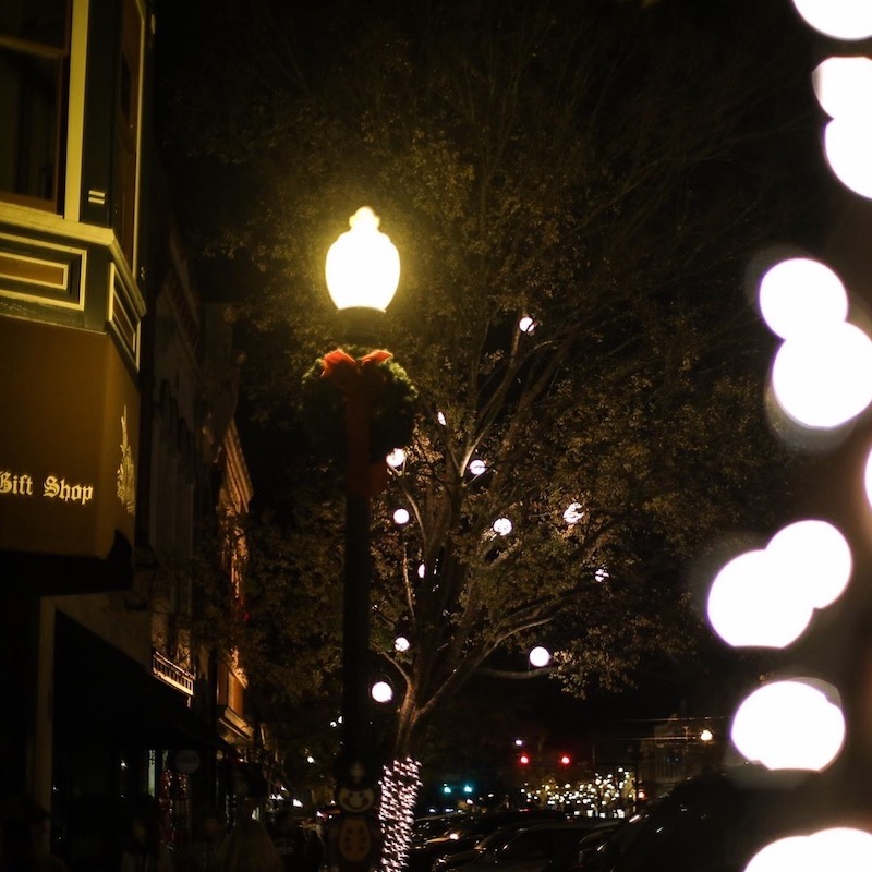 The Thomasville Celebration That Could Star In A Hallmark Christmas