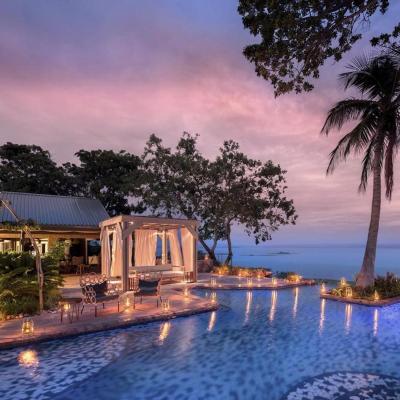 infinity pool with a view bumi hills zimbabwe