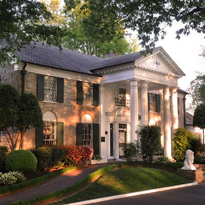 Graceland Mansion in Memphis, Tennessee.