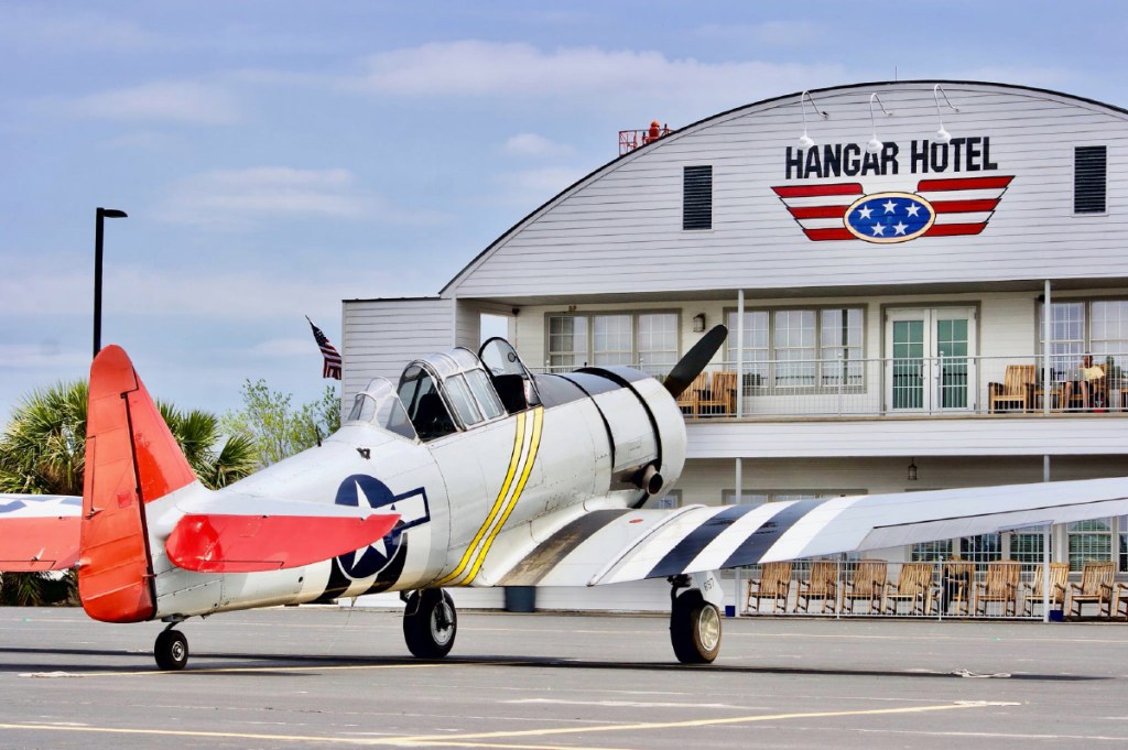 Hangar Hotel