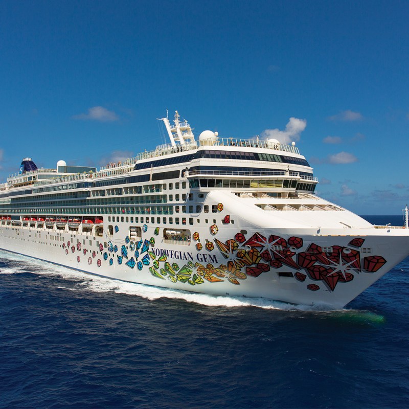 Norwegian Gem cruise ship