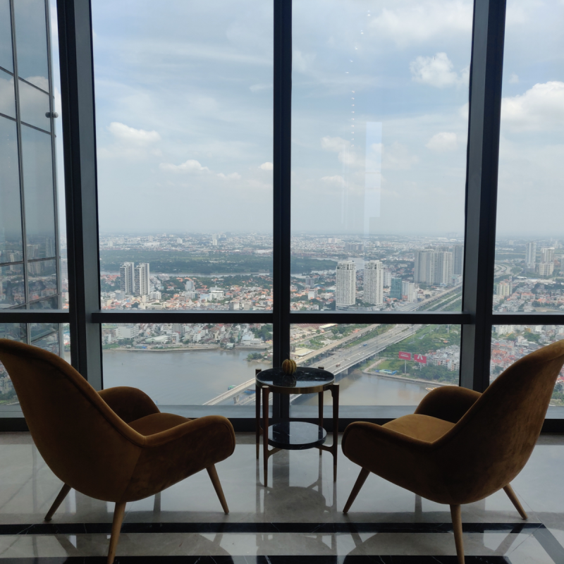 A view of the beautiful lobby of the Vinpearl Luxury Landmark 81 hotel in Ho Chi Minh City