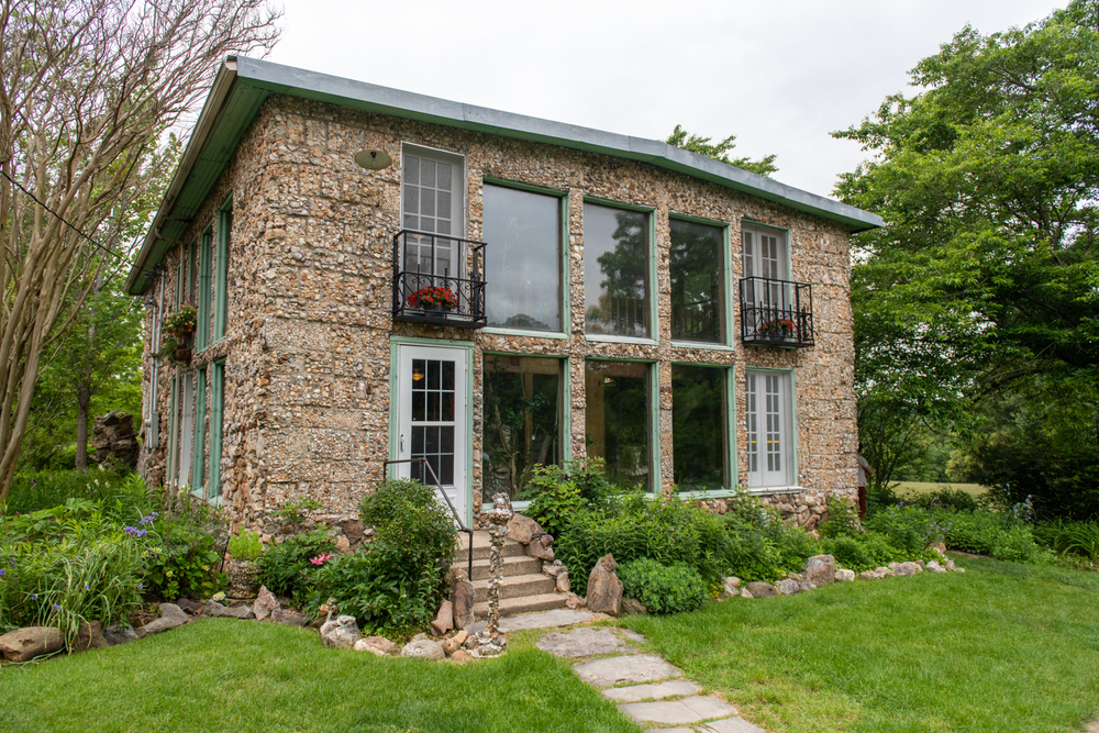 13 Reasons To Make Quaint Eureka Springs Your Next Getaway