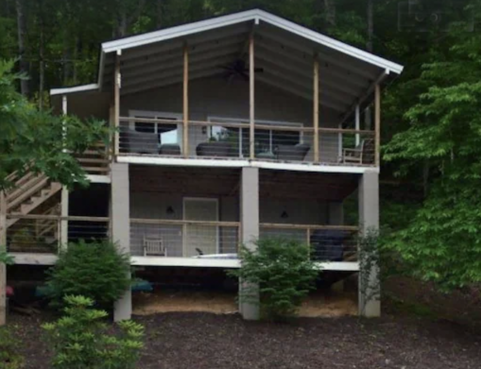 Cottage Santeetlah Cabin Rental in Blue Ridge Mountains