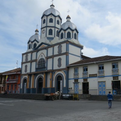 Iglesia María Inmaculada in Filandia's central plaza