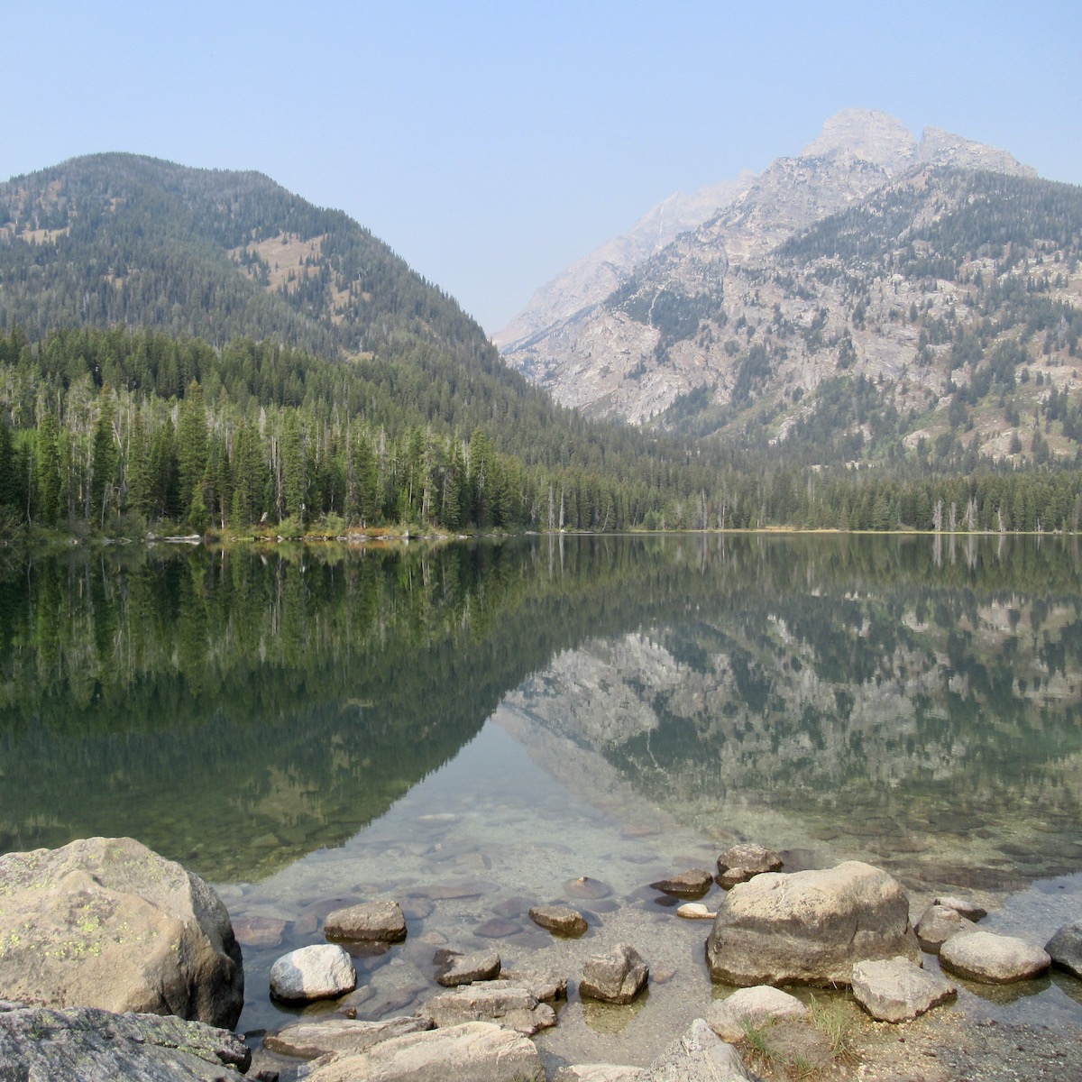 15 Tips For Hiking Taggart Lake In Grand Teton National Park TravelAwaits