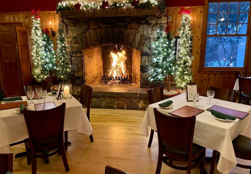 11 Best Wisconsin Restaurants With Fireplaces TravelAwaits
