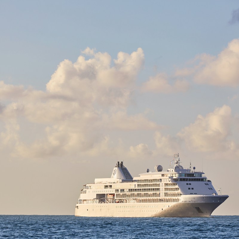 Silver Shadow cruising in the Caribbeans.