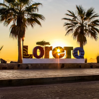 Loreto sign on the Malecon