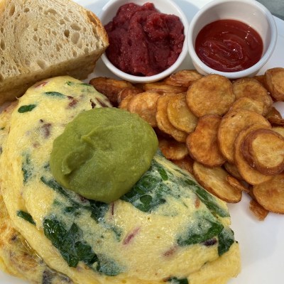 Omelet at Oxford Exchange