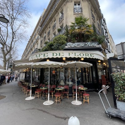 Café de Flore entrance