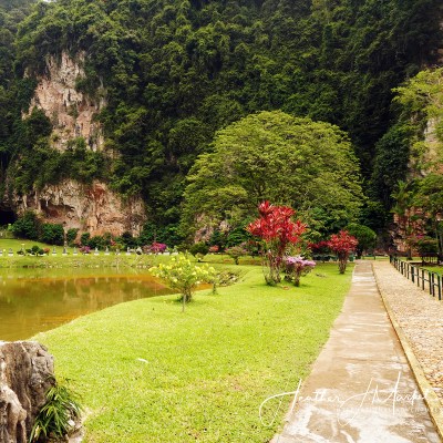 Kek Lok Tong Temple