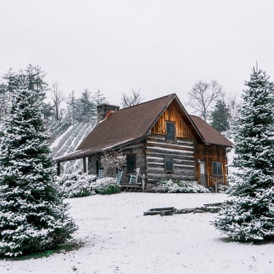 Snowy scene at Boyd Mountain Log Cabins near Waynesville, Tennessee