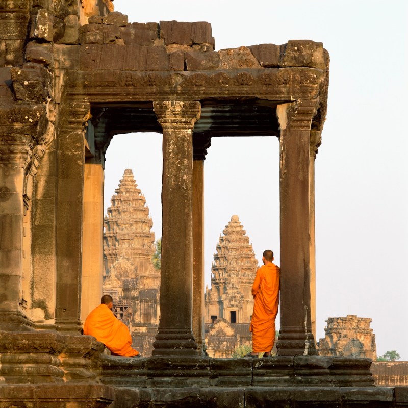 Buddhist monks at Angkor Wat