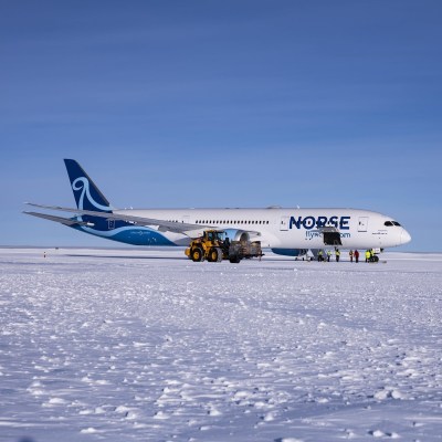 Boeing 787-9 Dreamliner in Antarctica
