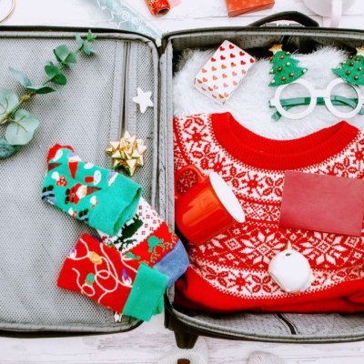 Festive Luggage: Tips to Stay Active While Traveling for the Holidays