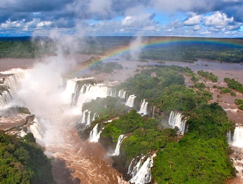 best hotels in iguazu falls featured image
