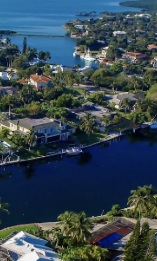 Key Largo vs Key West: 10 Key Differences Between Them