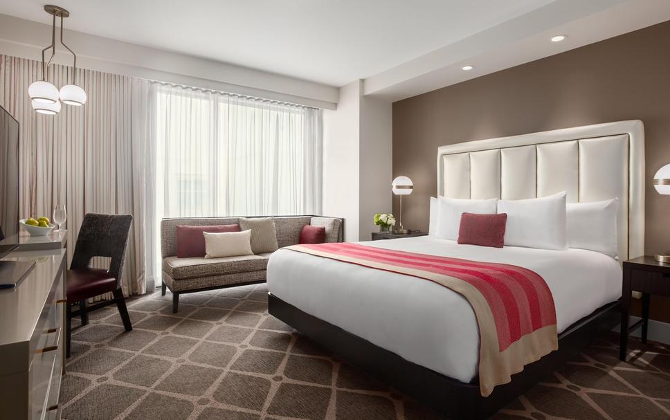 Hotel Commonwealth