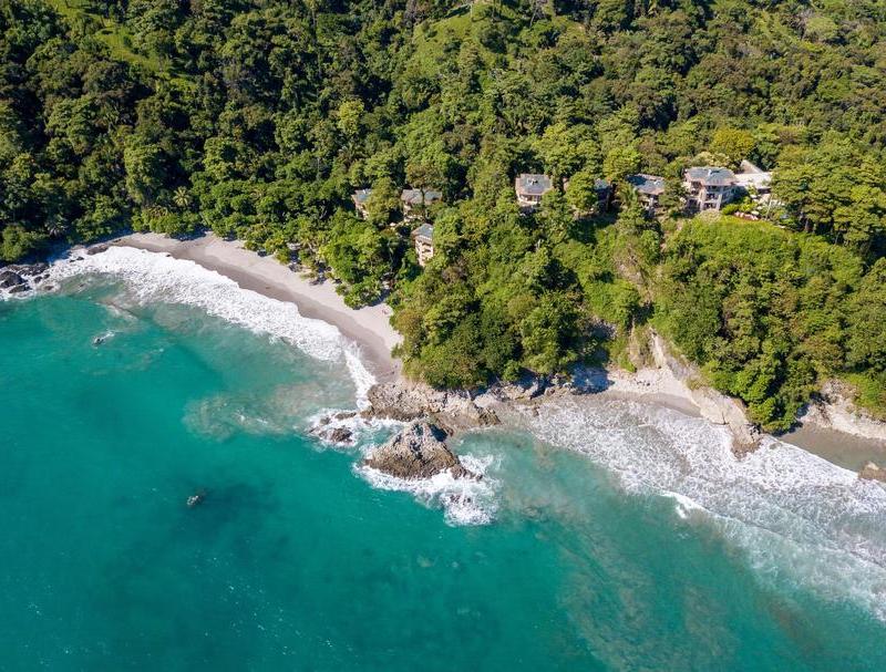 best hotels in manuel antonio featured image