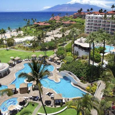 best hotels on maui for families featured image