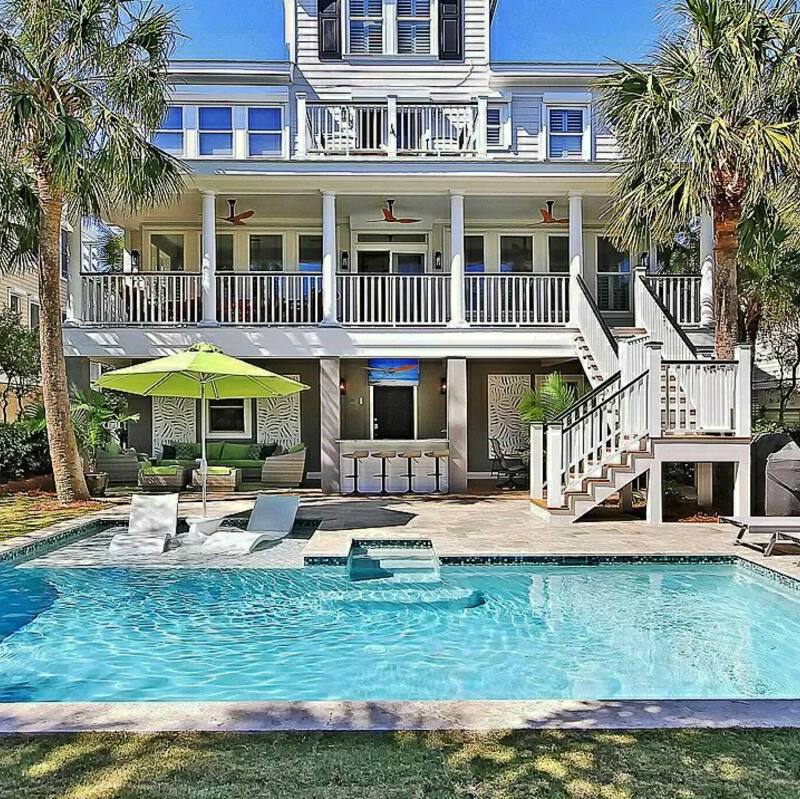 best isle of palms vacation rentals featured image