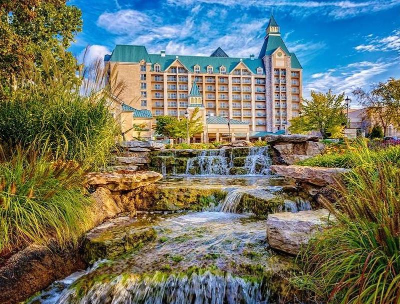 best resorts in branson mo featured image