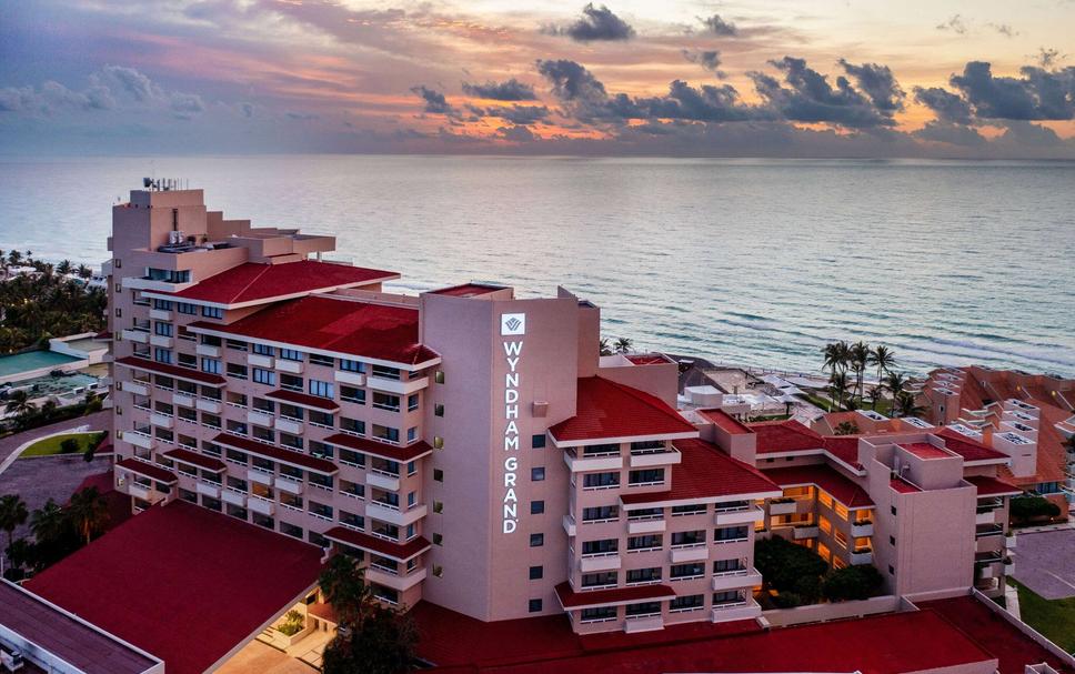 Building view of Wyndham Grand Cancun All Inclusive Resort & Villas