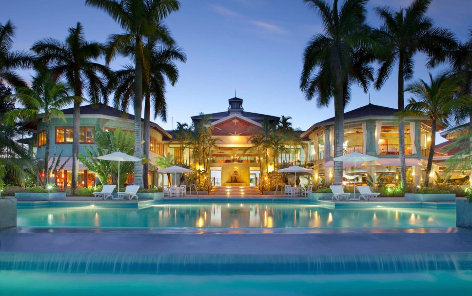 Pool view of Couples Negril