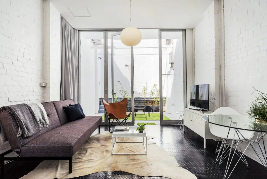 Bedroom view of the Secret Courtyard Studio Apartment near Central Station