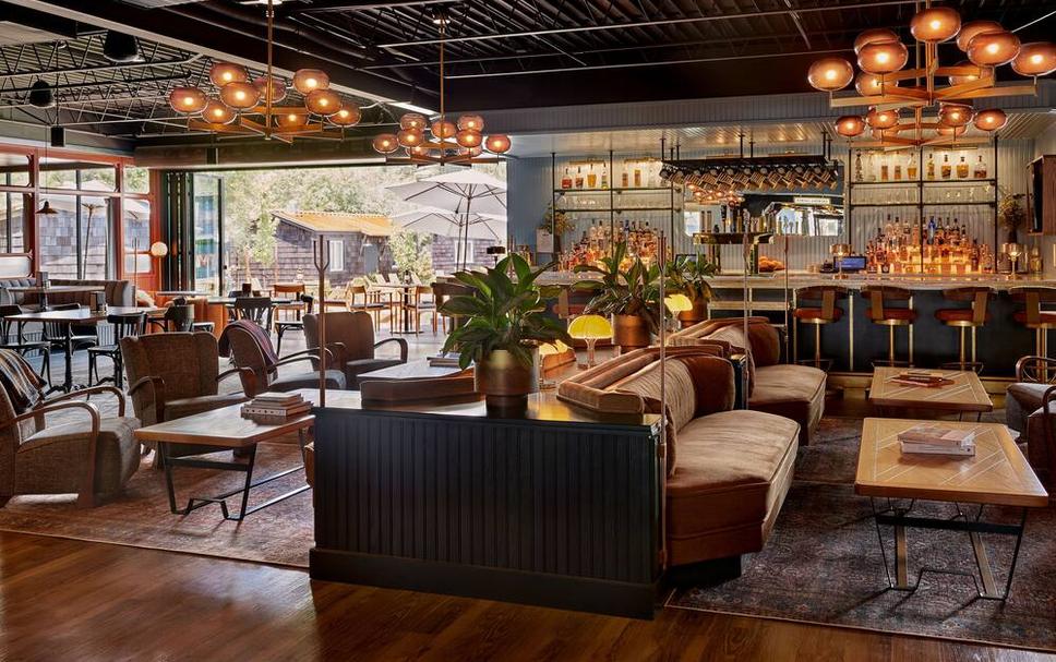 Lobby view of High Country Motor Lodge