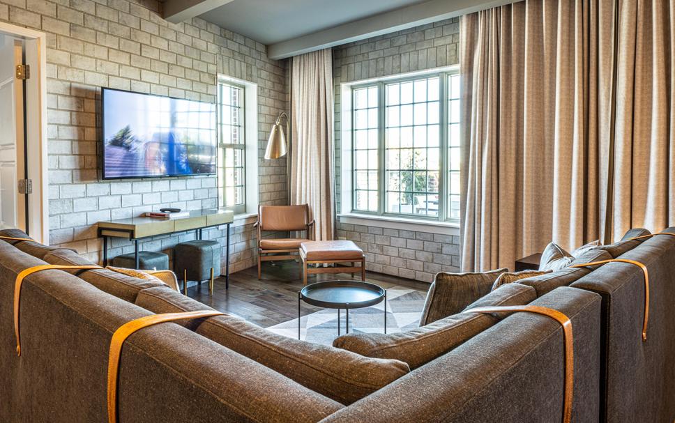 Living room view of The Alida, Savannah, a Tribute Portfolio Hotel