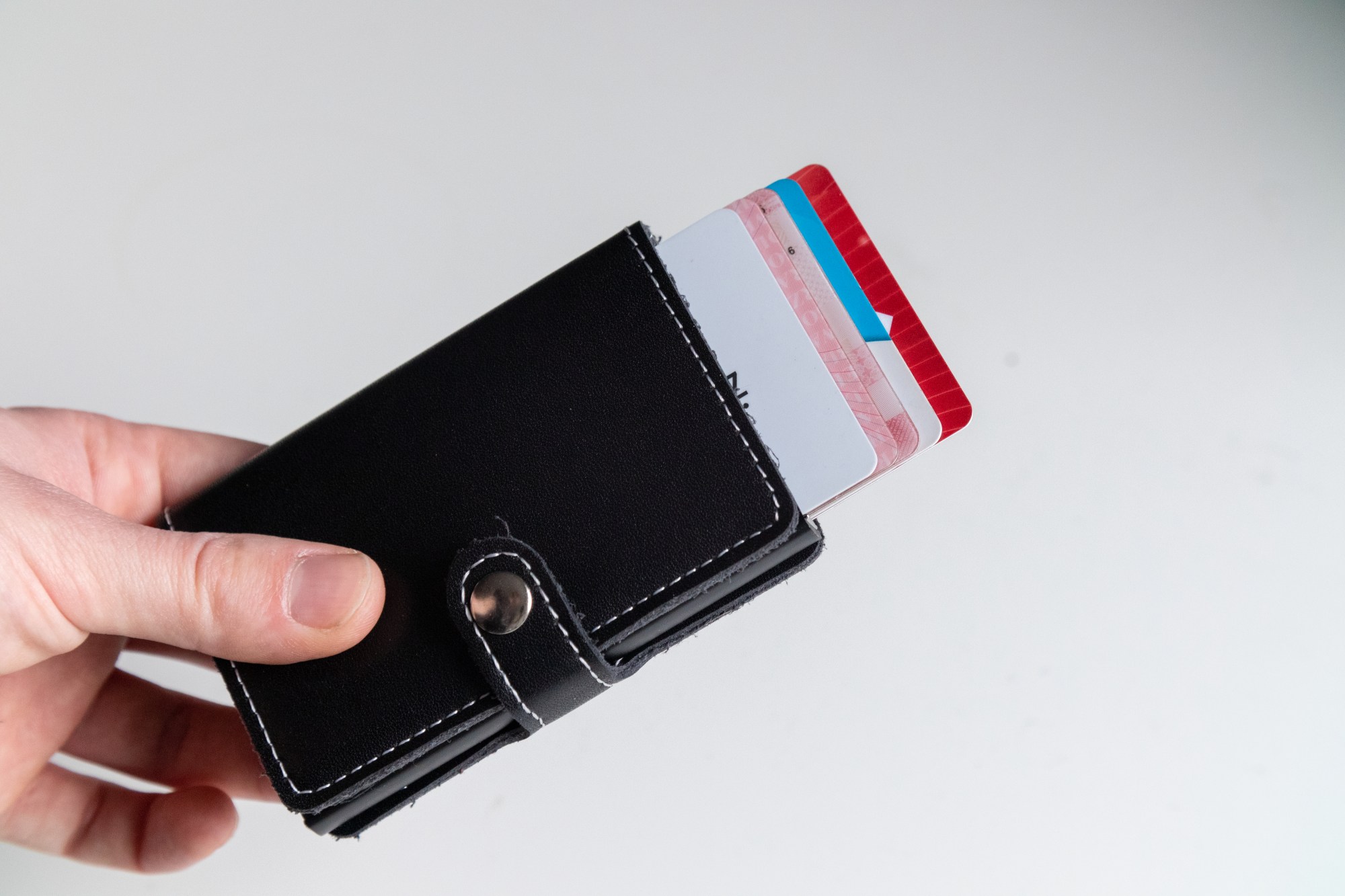 What are RFID wallets?