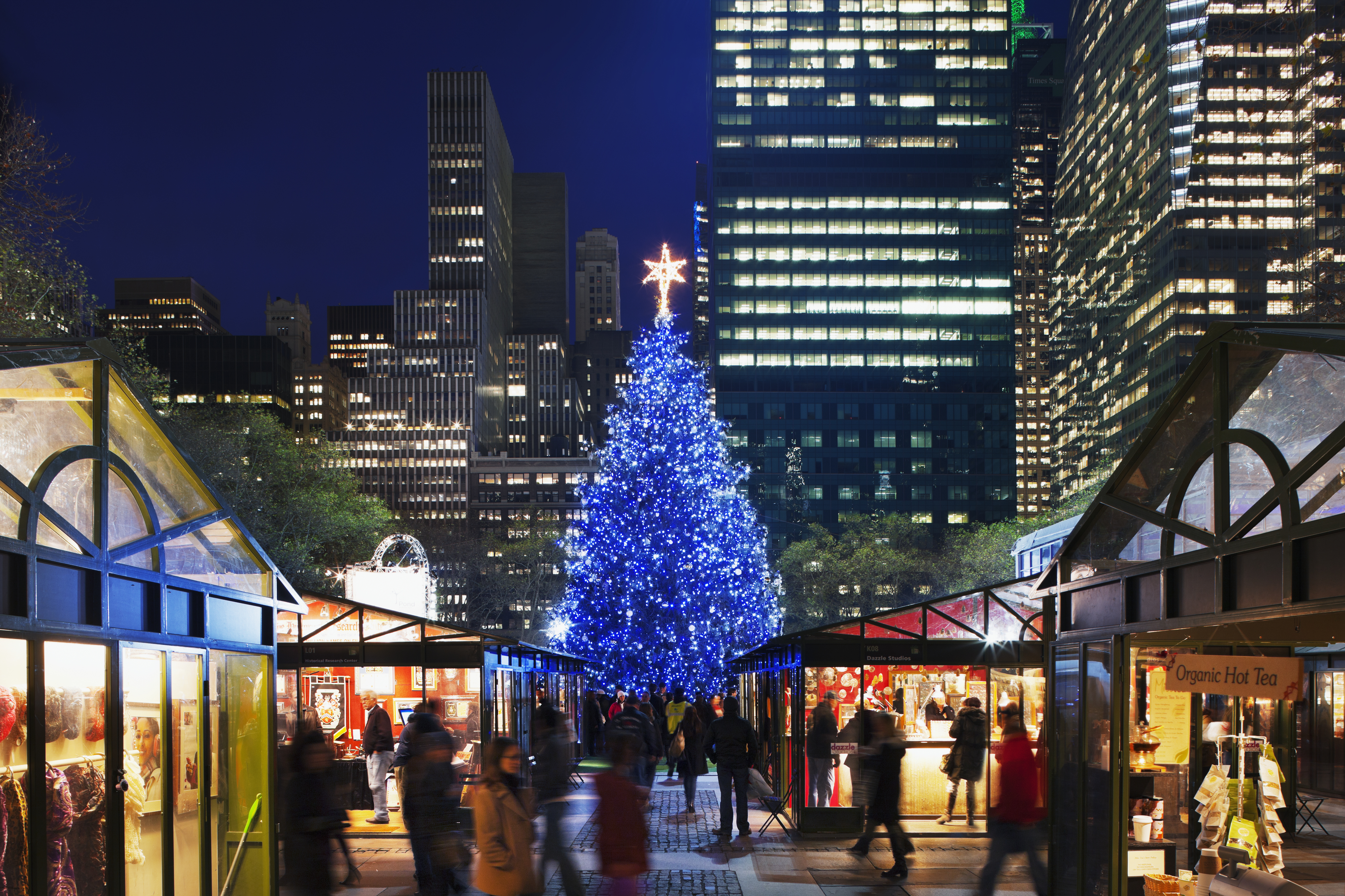 11 Best Christmas Tours in New York City: Famous Film Sets, Big Trees, & Hot Cocoa